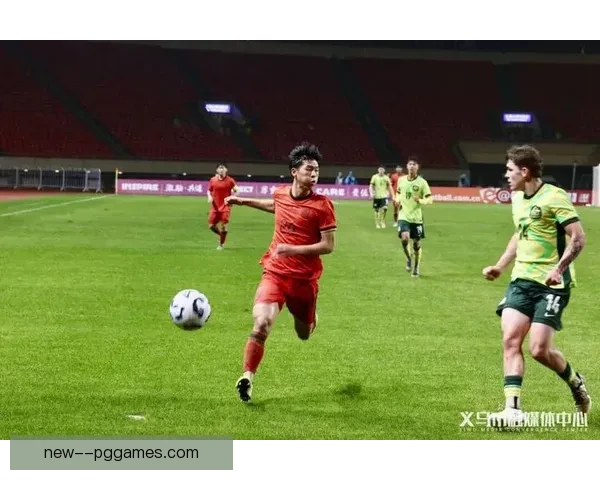 中国U19男足在国际邀请赛中2-0战胜韩国队 展现强劲实力收获宝贵胜利