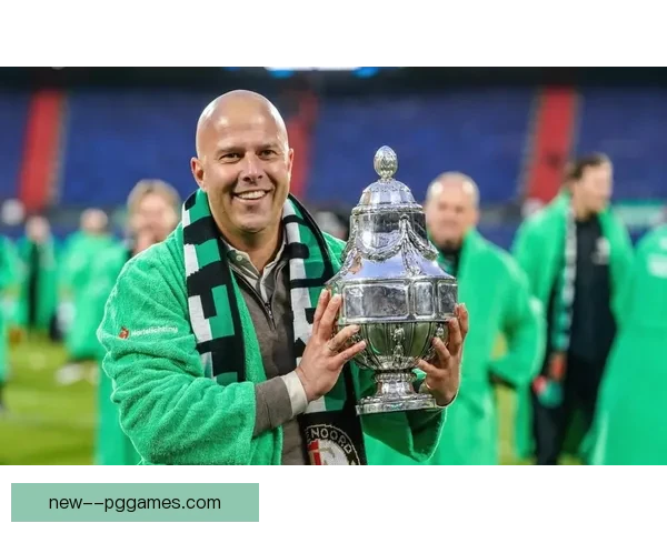 利物浦主帅阿内·斯洛特输给加拉塔萨雷后遭遇执教危机 球迷要求下课声音不断